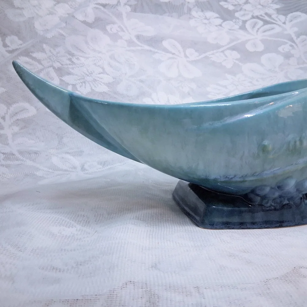 Vintage Roseville Pottery Wincraft Console Bowl Azure Blue Grapevine 228-12 - Picture 7 of 16